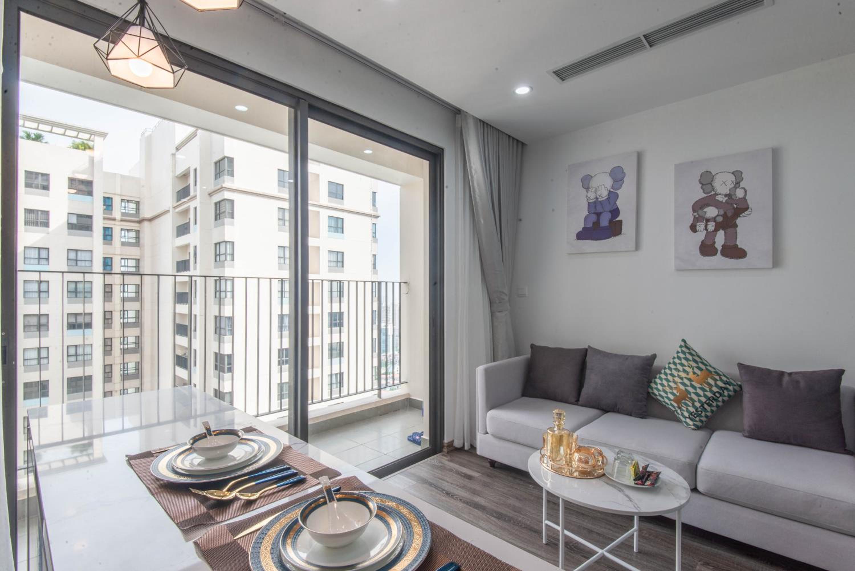 22Housing Vinhomes D'Capitale Hotel & Residence