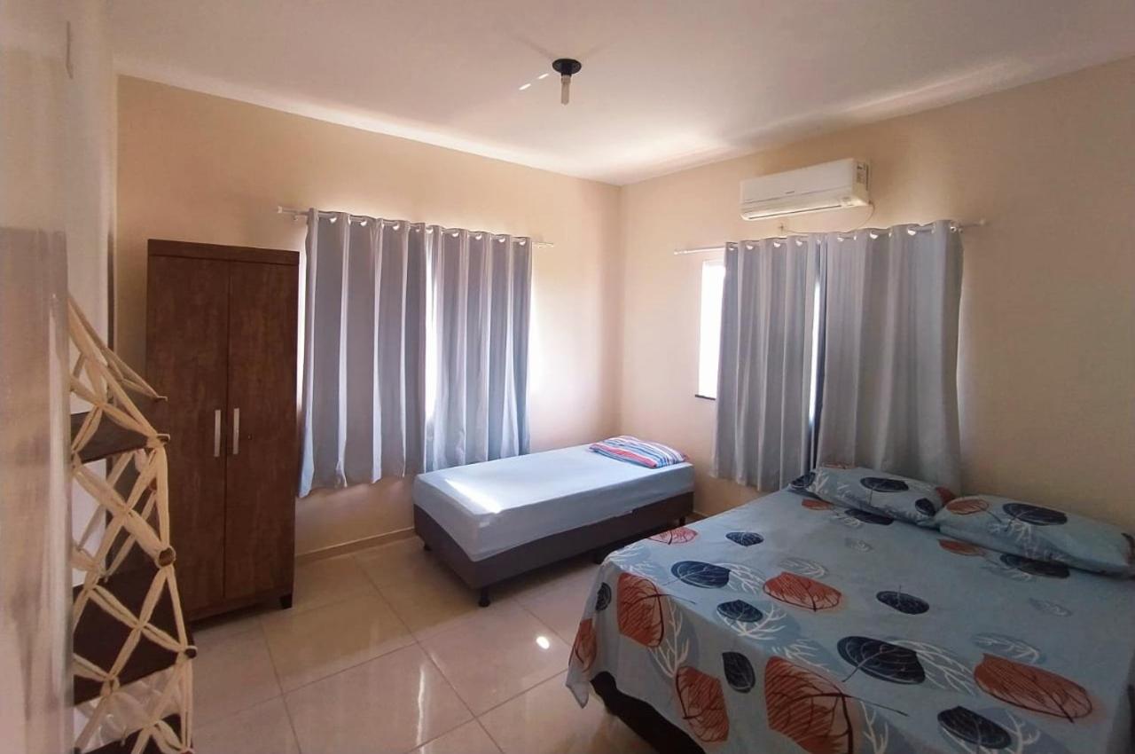 Casa Amarela na Praia de Guaibim-Taquari