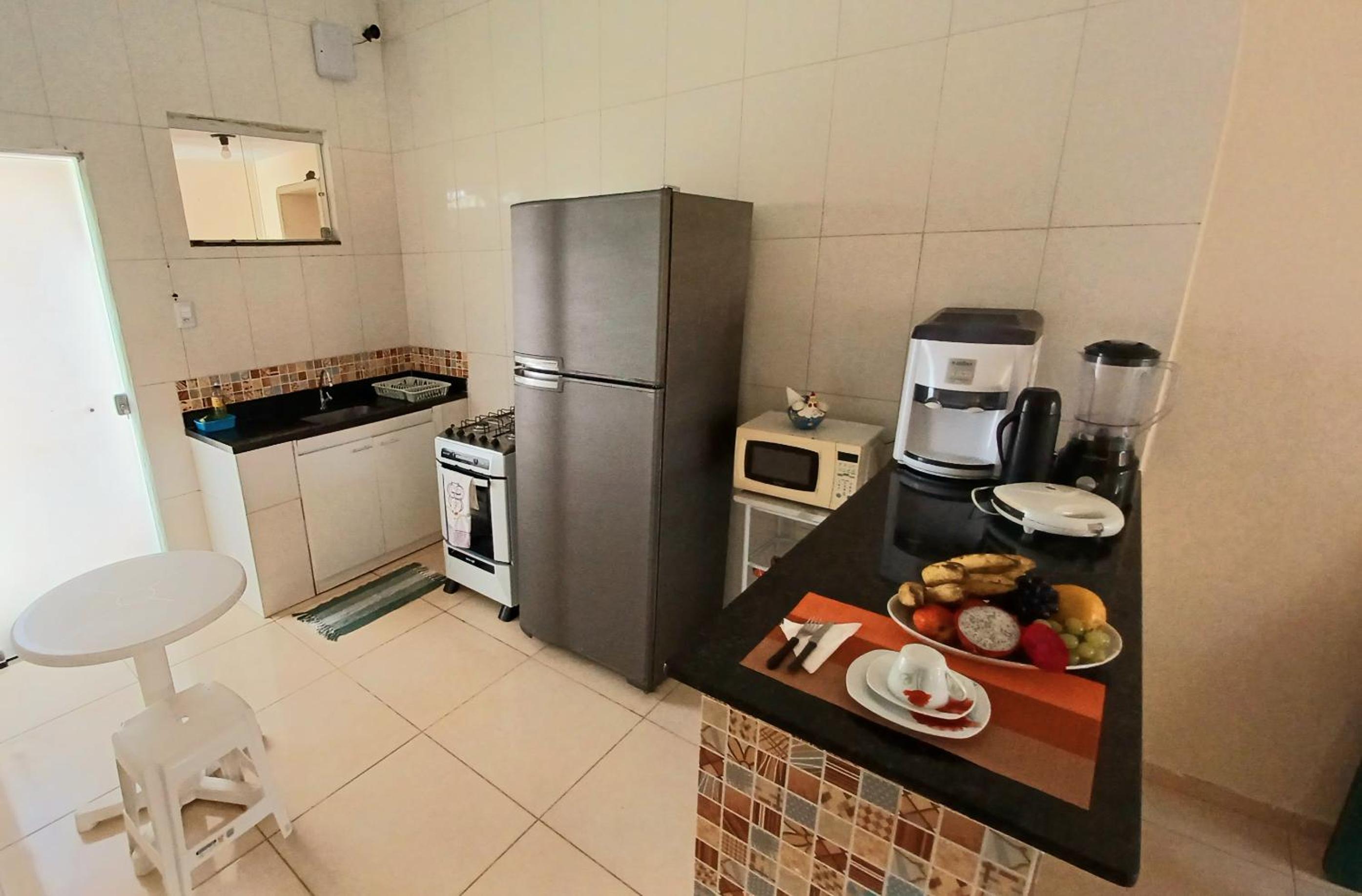 Casa Amarela na Praia de Guaibim-Taquari
