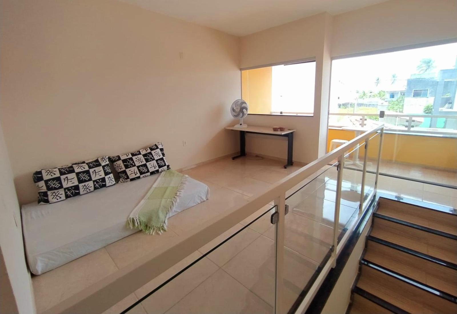 Casa Amarela na Praia de Guaibim-Taquari