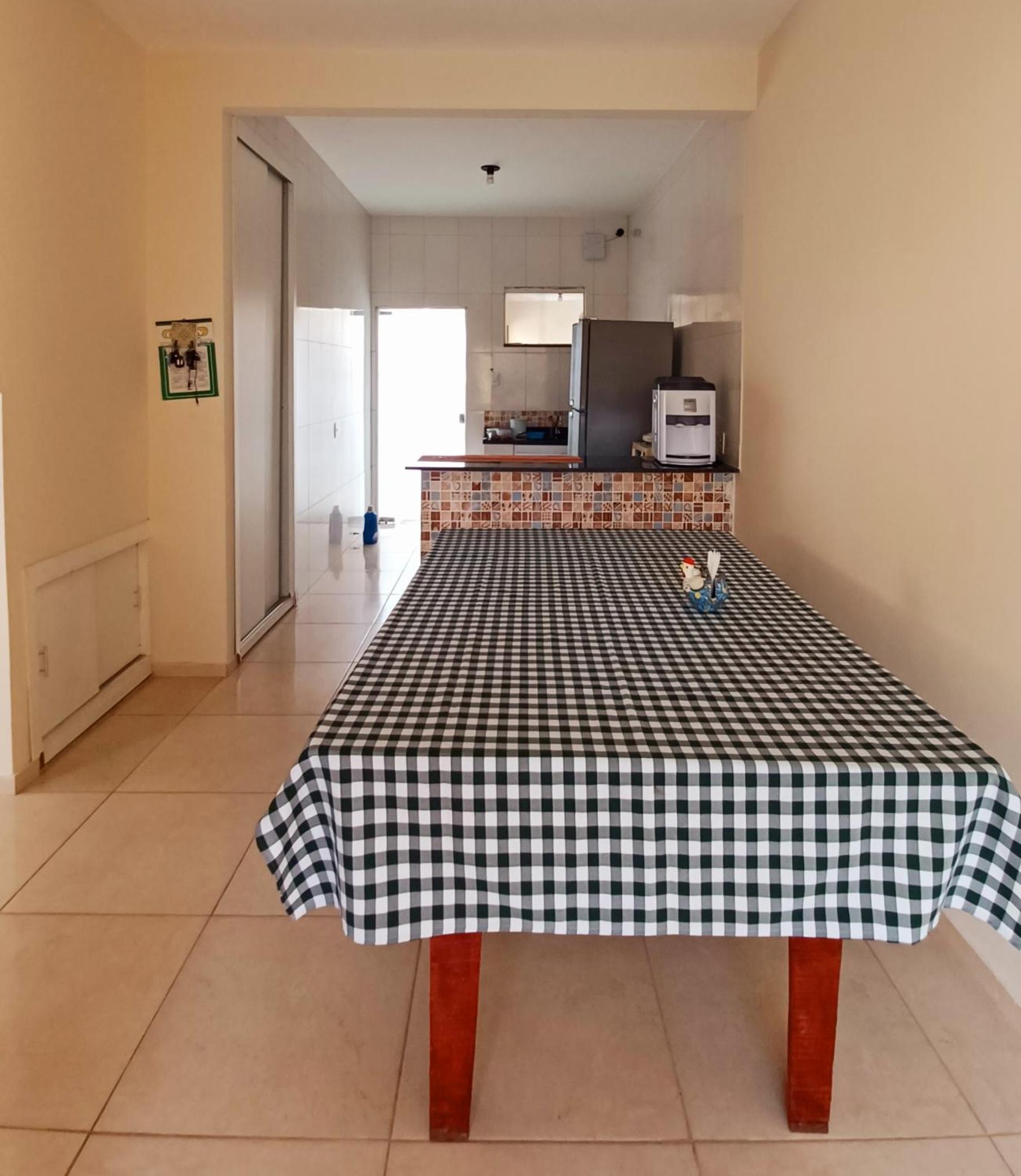 Casa Amarela na Praia de Guaibim-Taquari