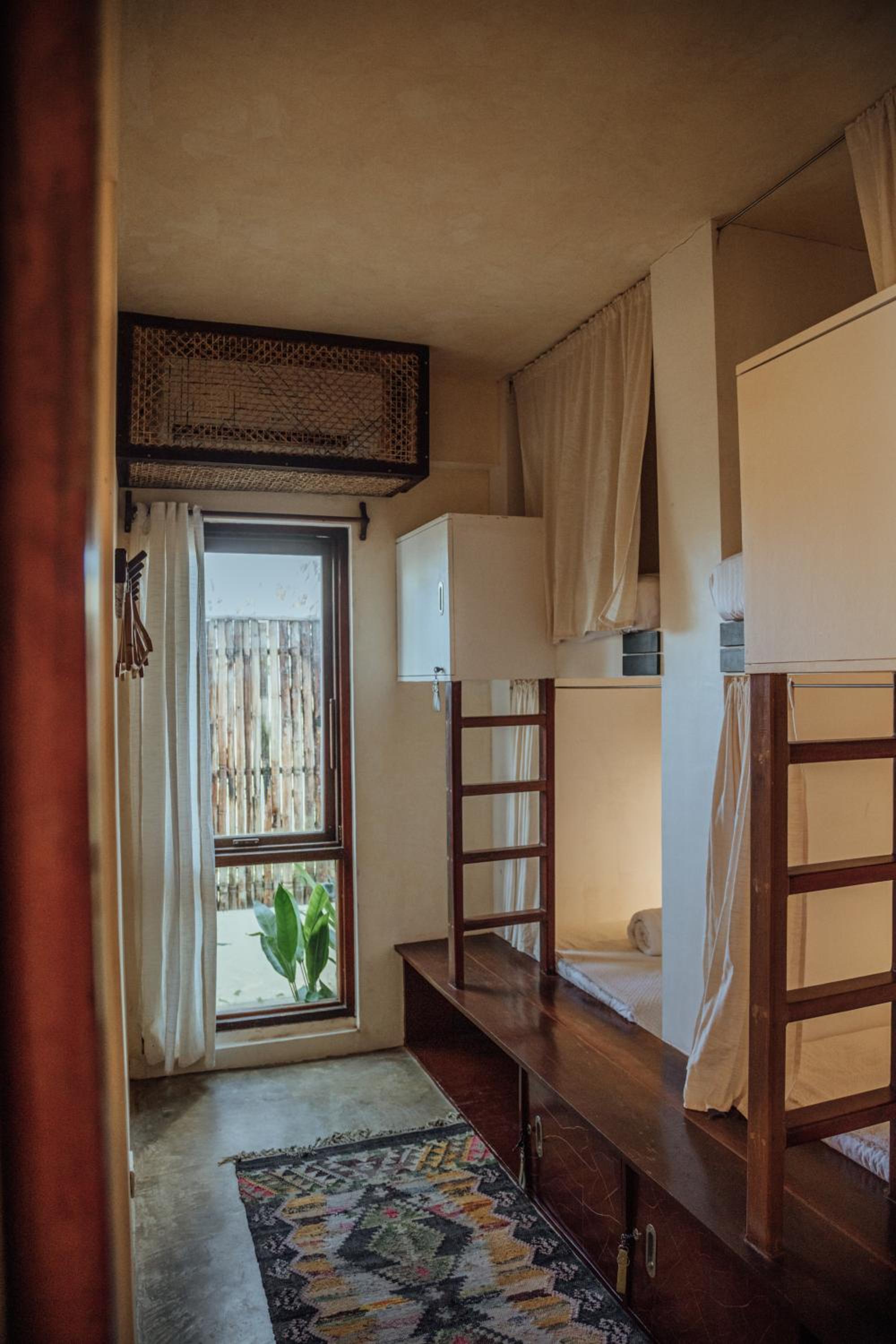 VedyA Hostel Siargao