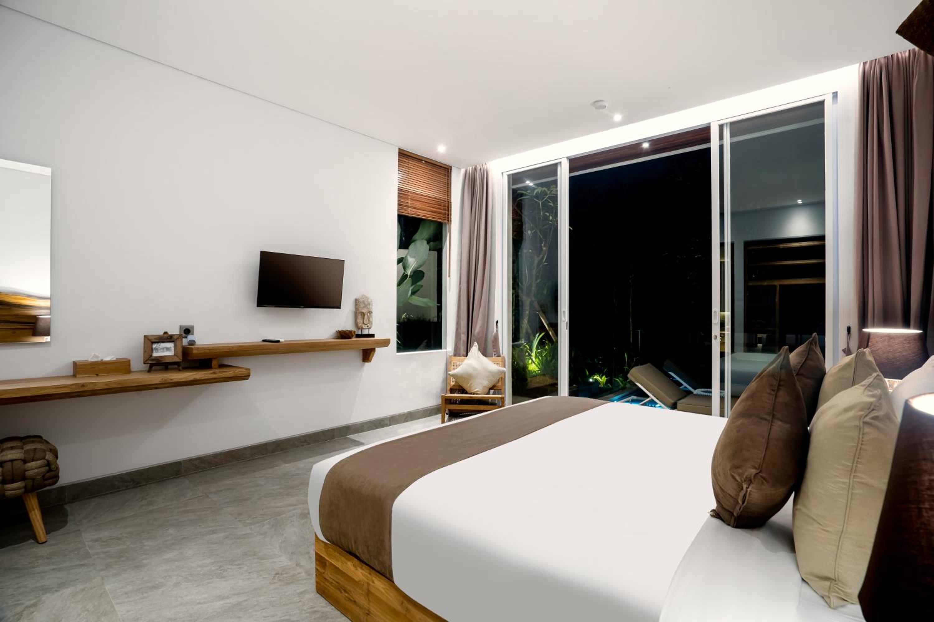 Villa Laguna by BaliSuperHost