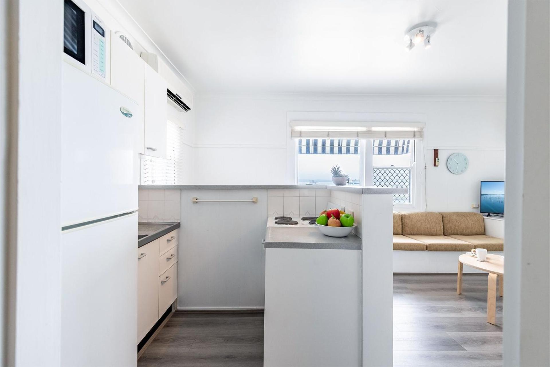 Bayside, 1,21 Victoria Parade - Unit with unbeatable water views and location