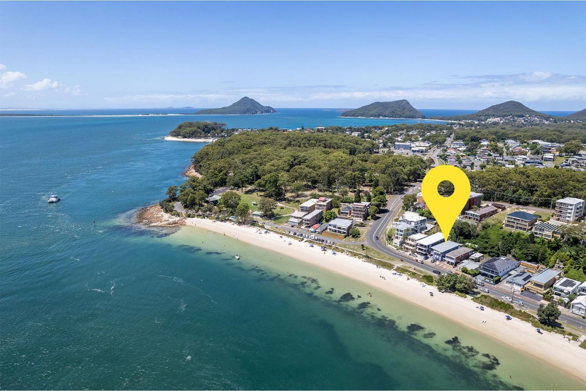 Bayside, 1,21 Victoria Parade - Unit with unbeatable water views and location