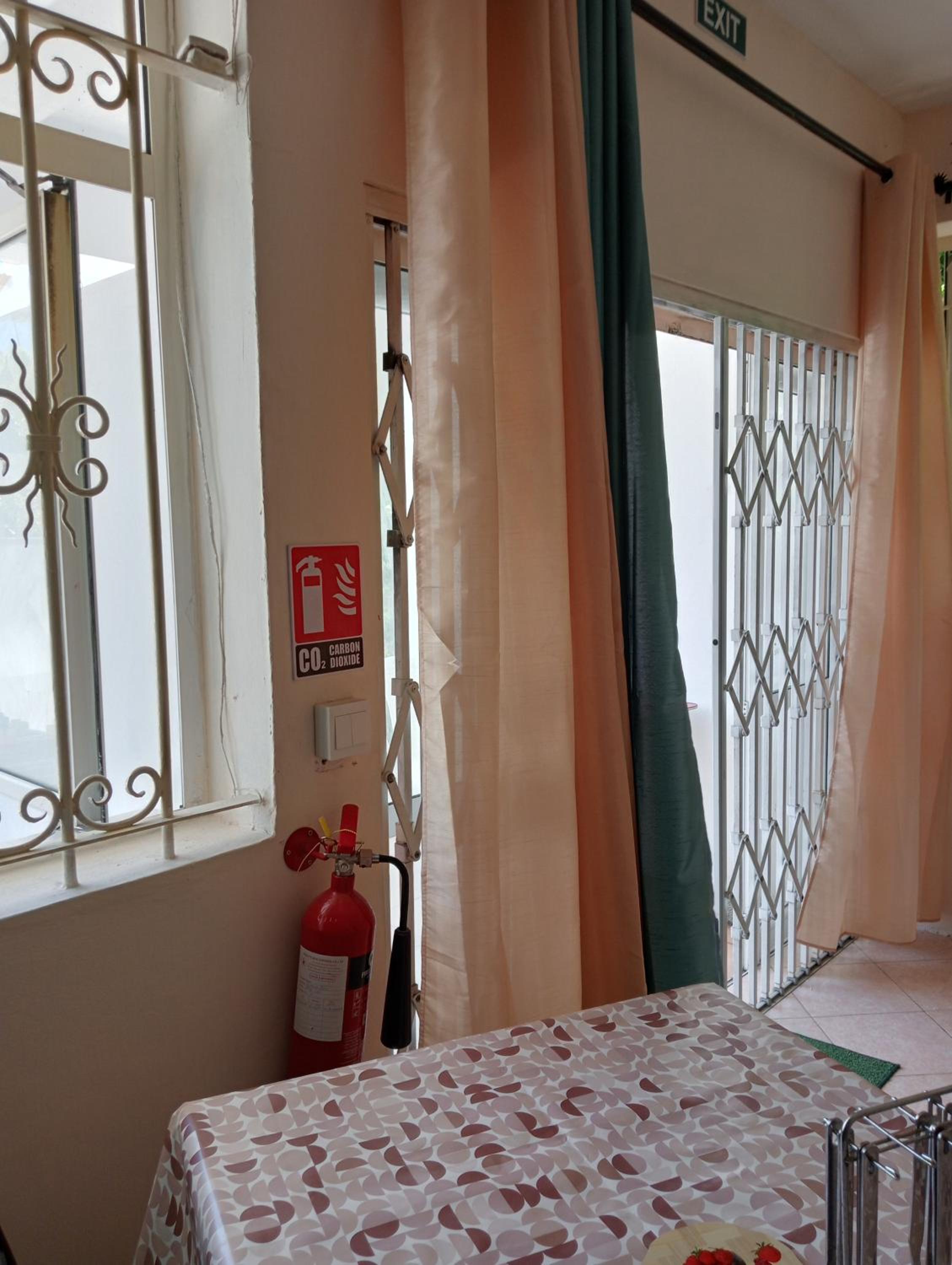 Chetty Tourist Residence