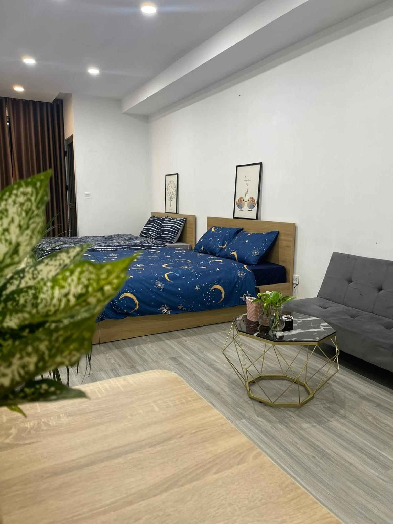 Rivergate Residence canal view studio