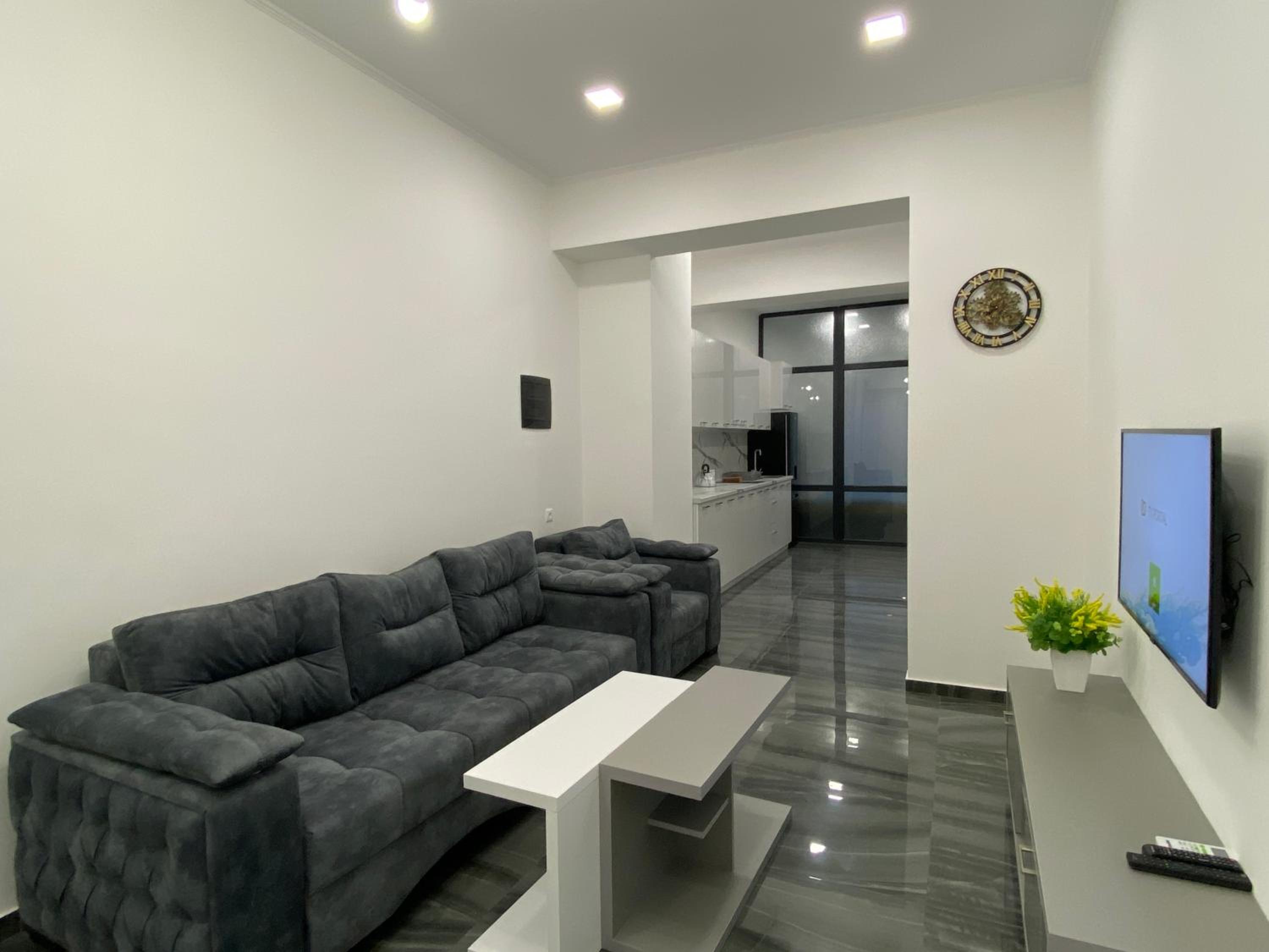 Teryan street, 1 bedroom Modern apartment TT883
