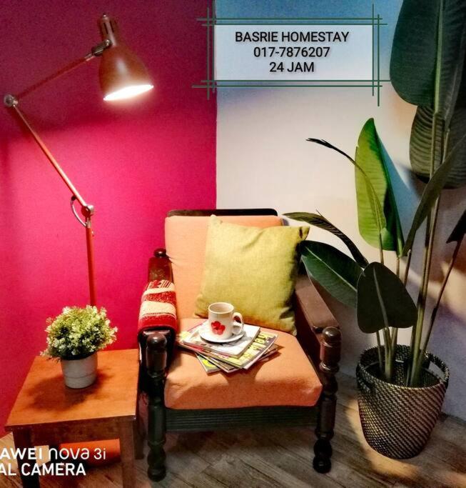 Syifah Homestay Pagoh - Private Pool , WiFi , NetFlix photo 6
