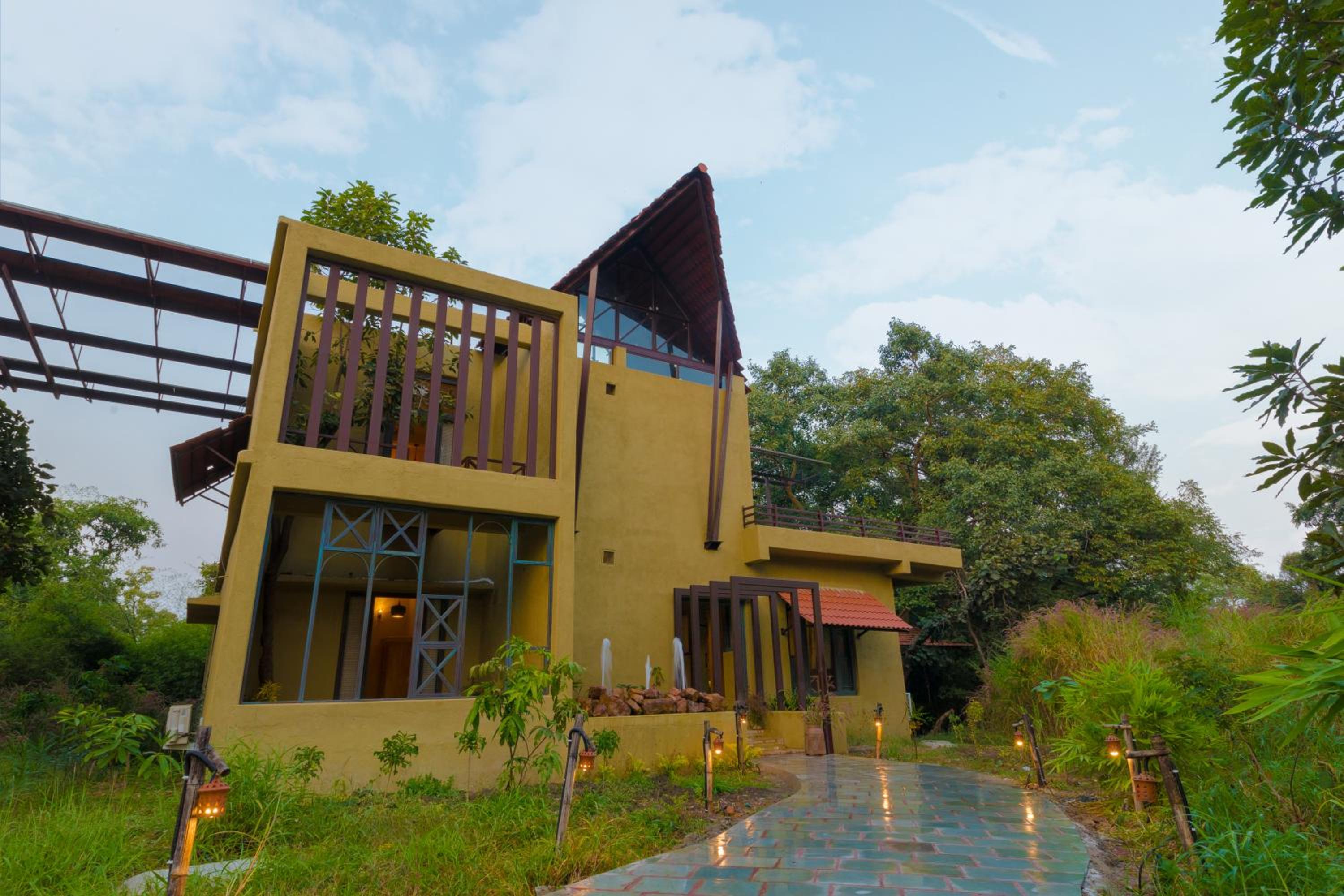 Vannraj Resort And Spa