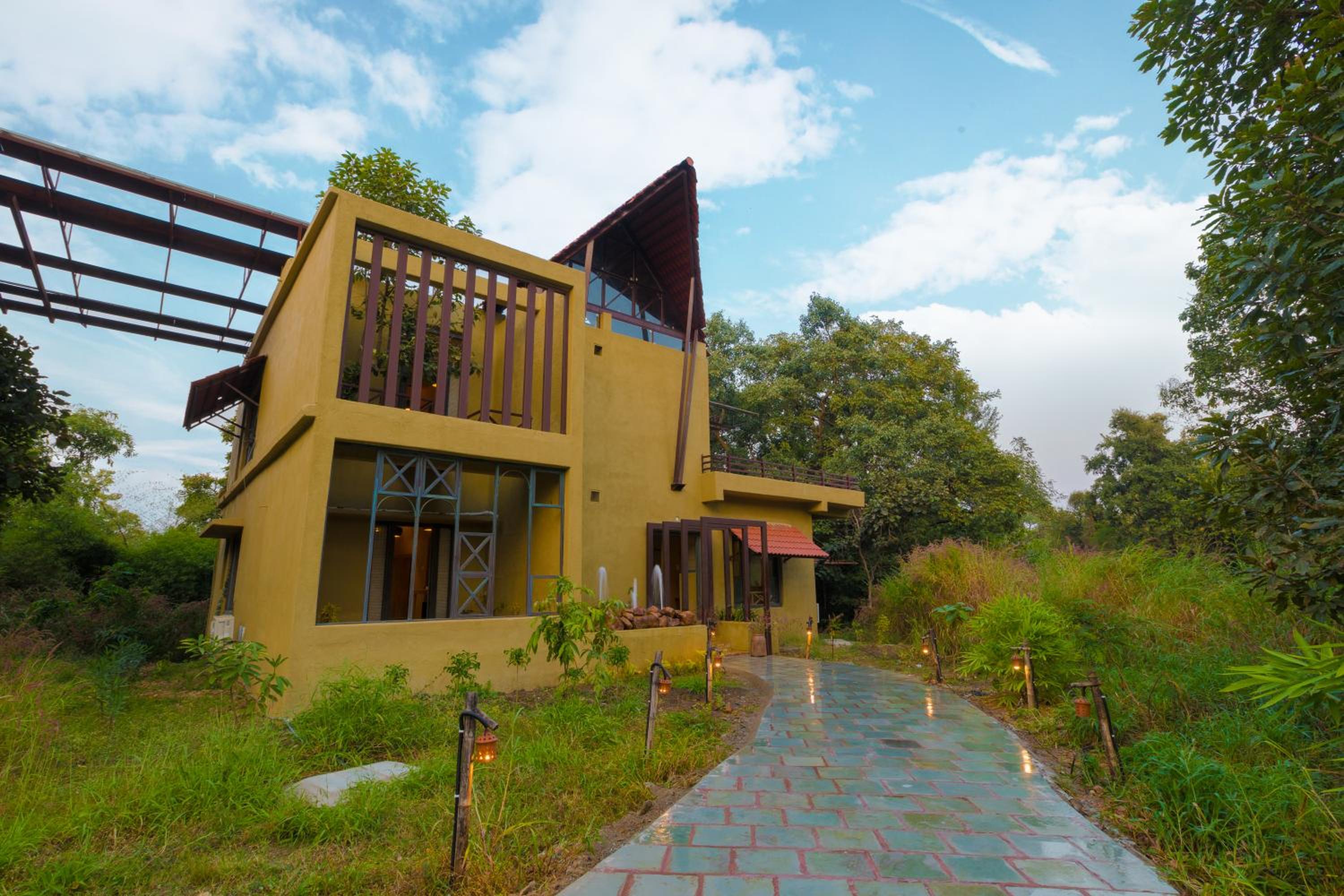 Vannraj Resort And Spa