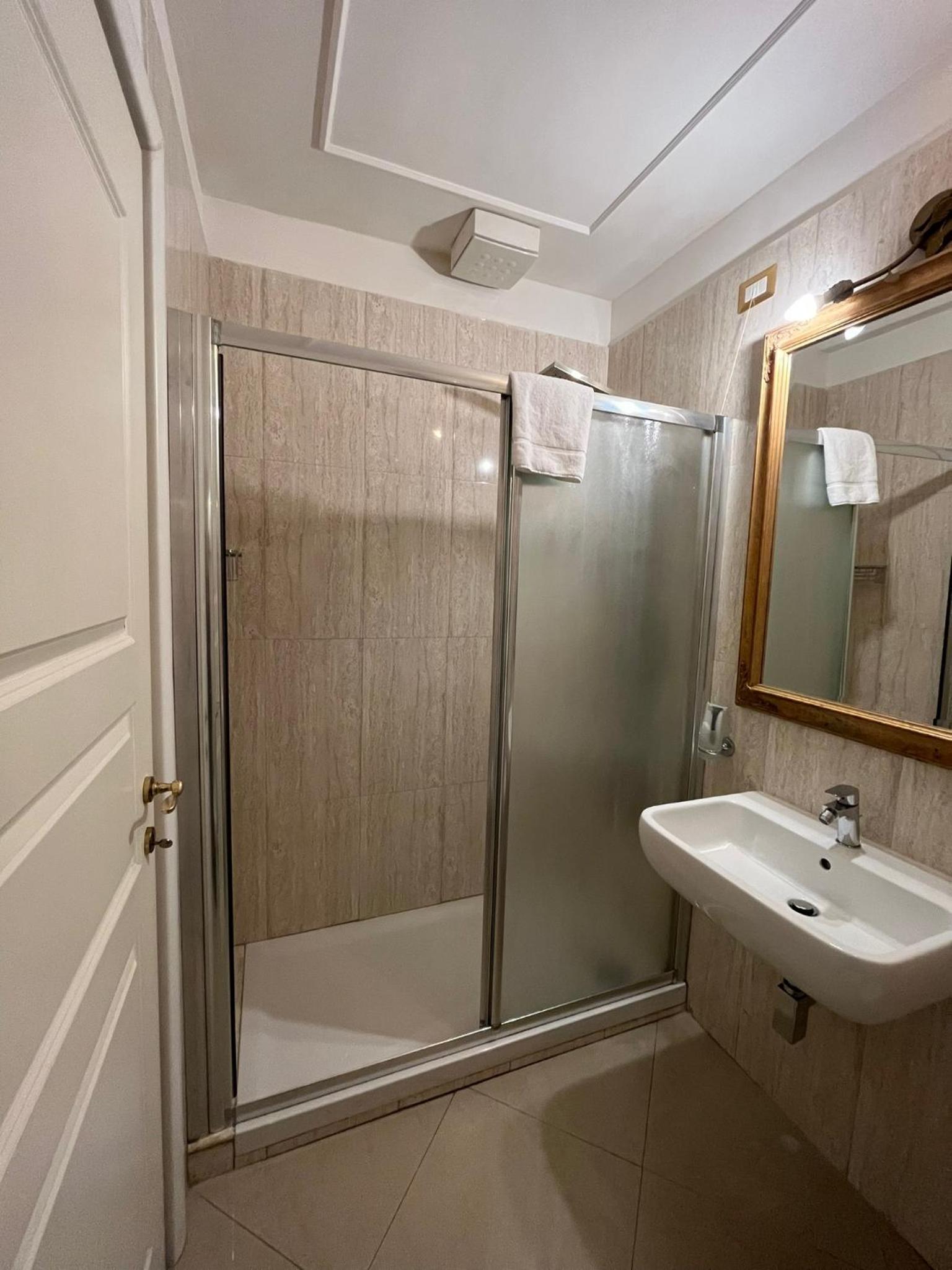 B&B Art Suite Santa Brigida
