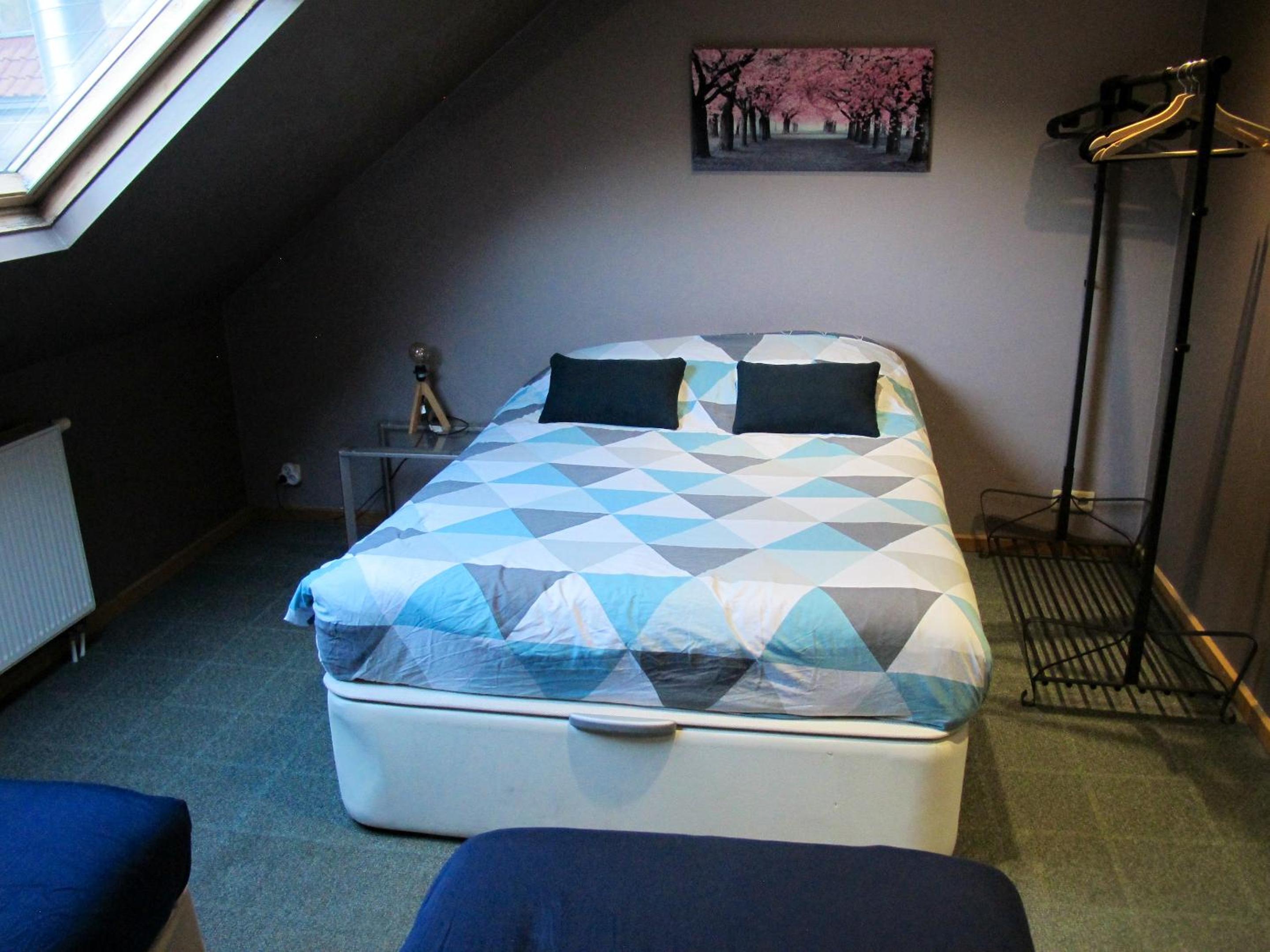 Spacious apartment in Brussels 100 m² with shared terrace