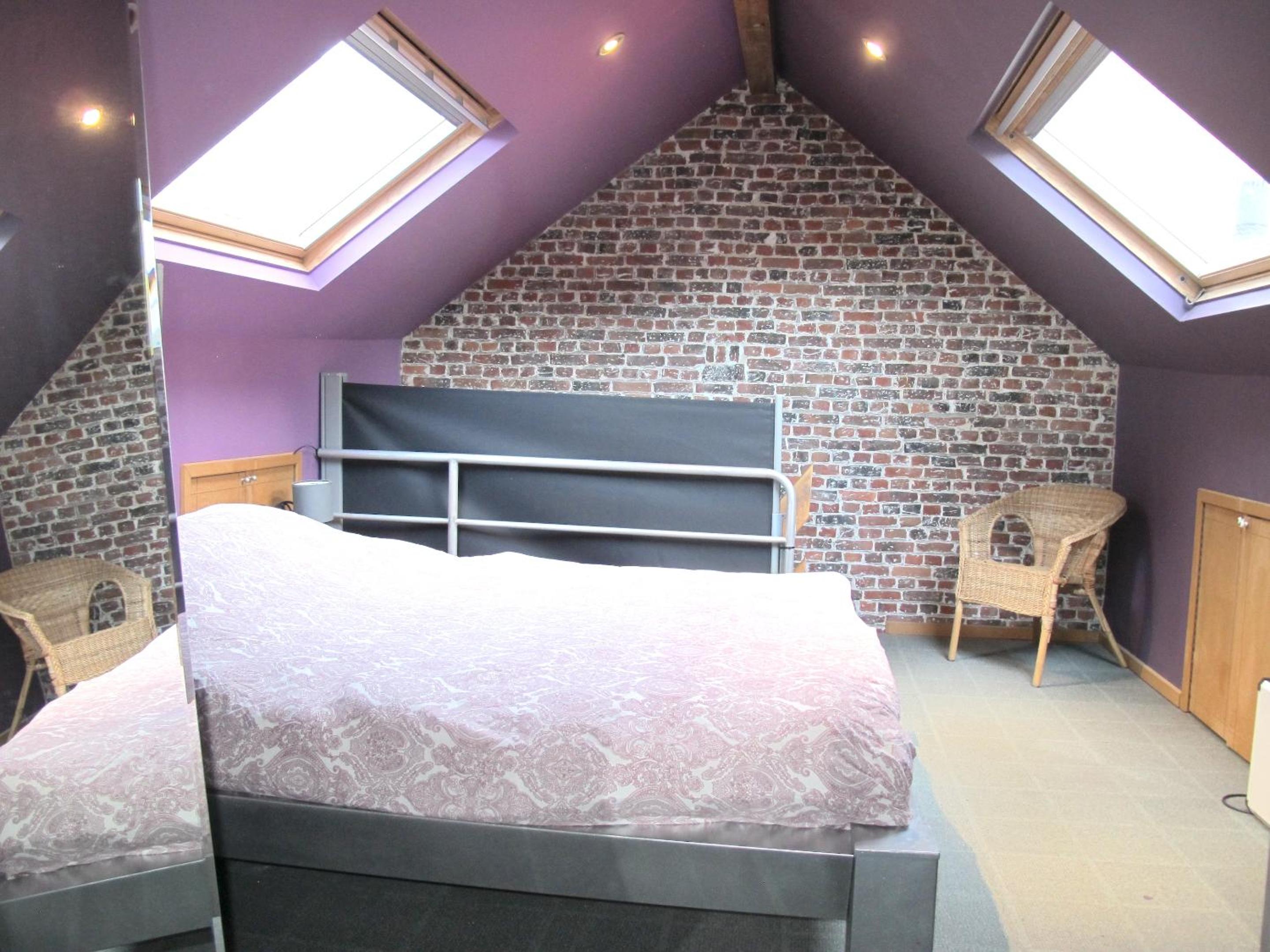 Spacious apartment in Brussels 100 m² with shared terrace