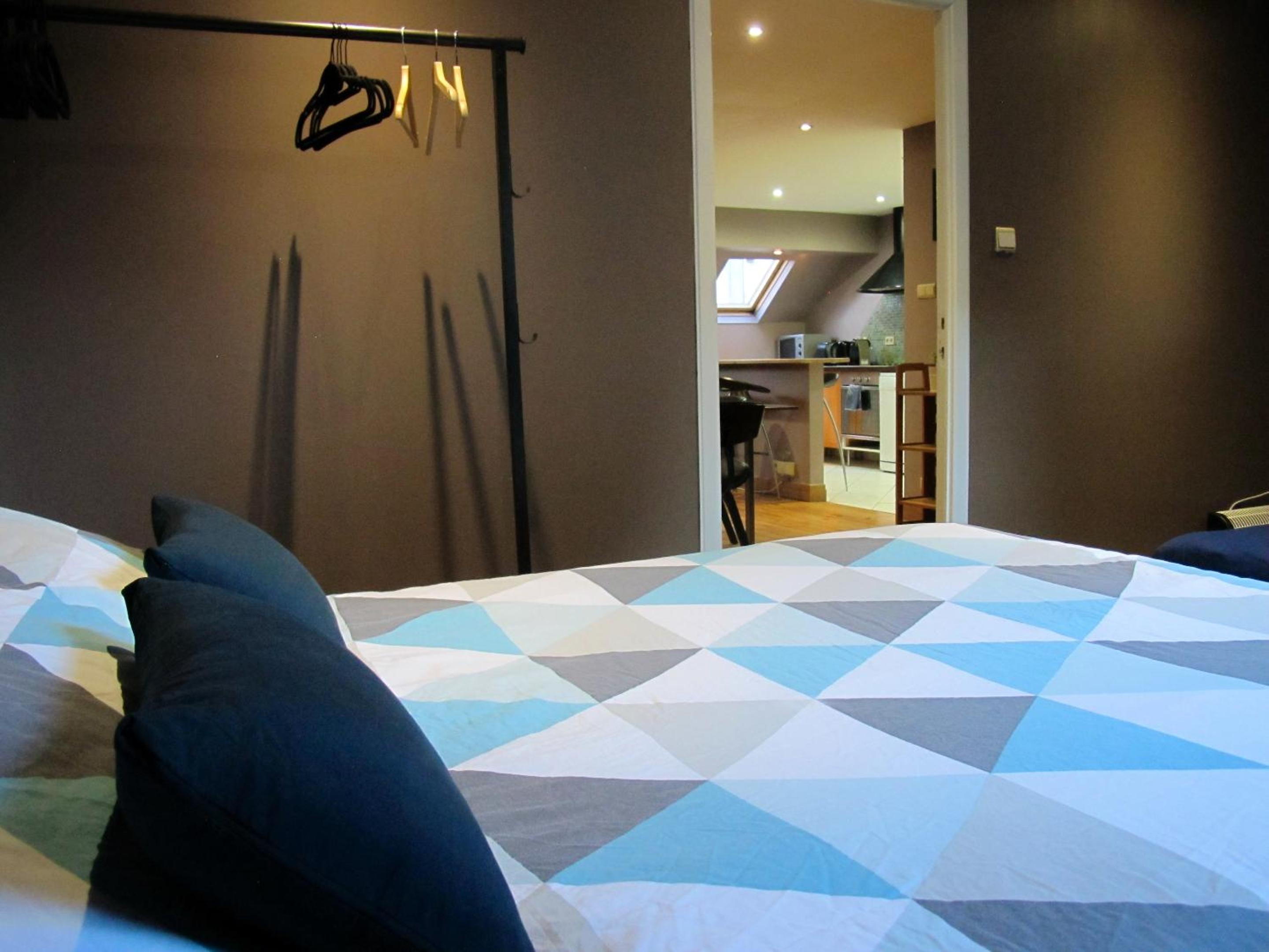 Spacious apartment in Brussels 100 m² with shared terrace