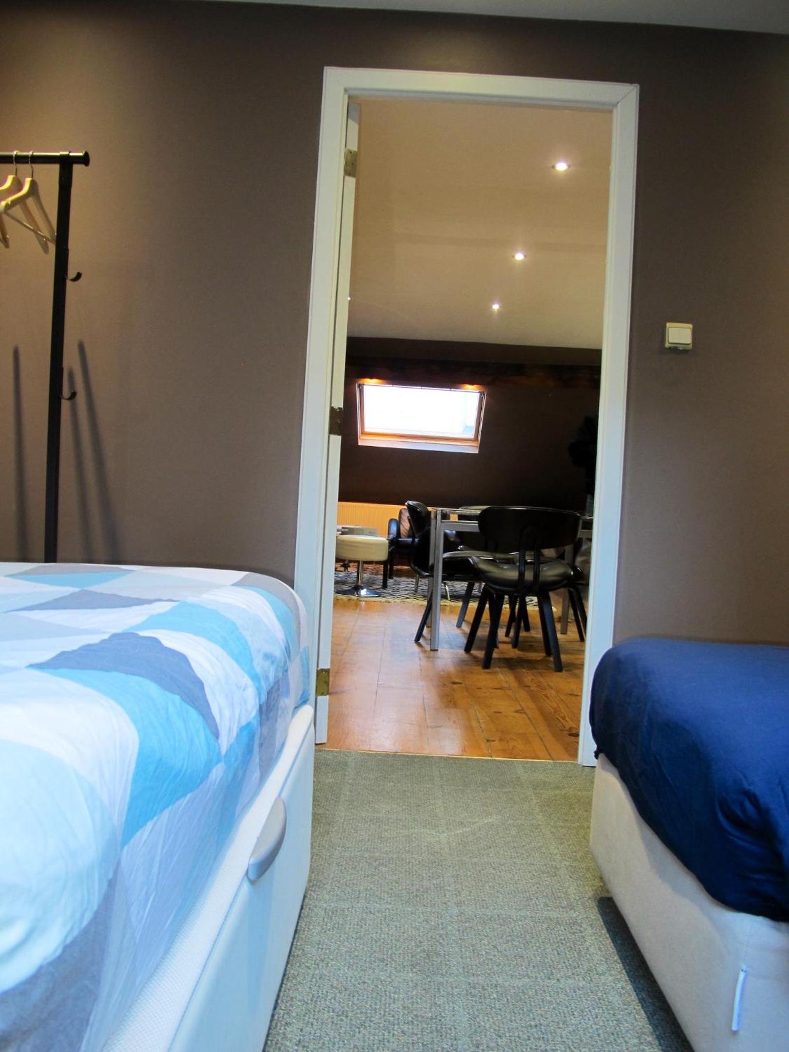 Spacious apartment in Brussels 100 m² with shared terrace