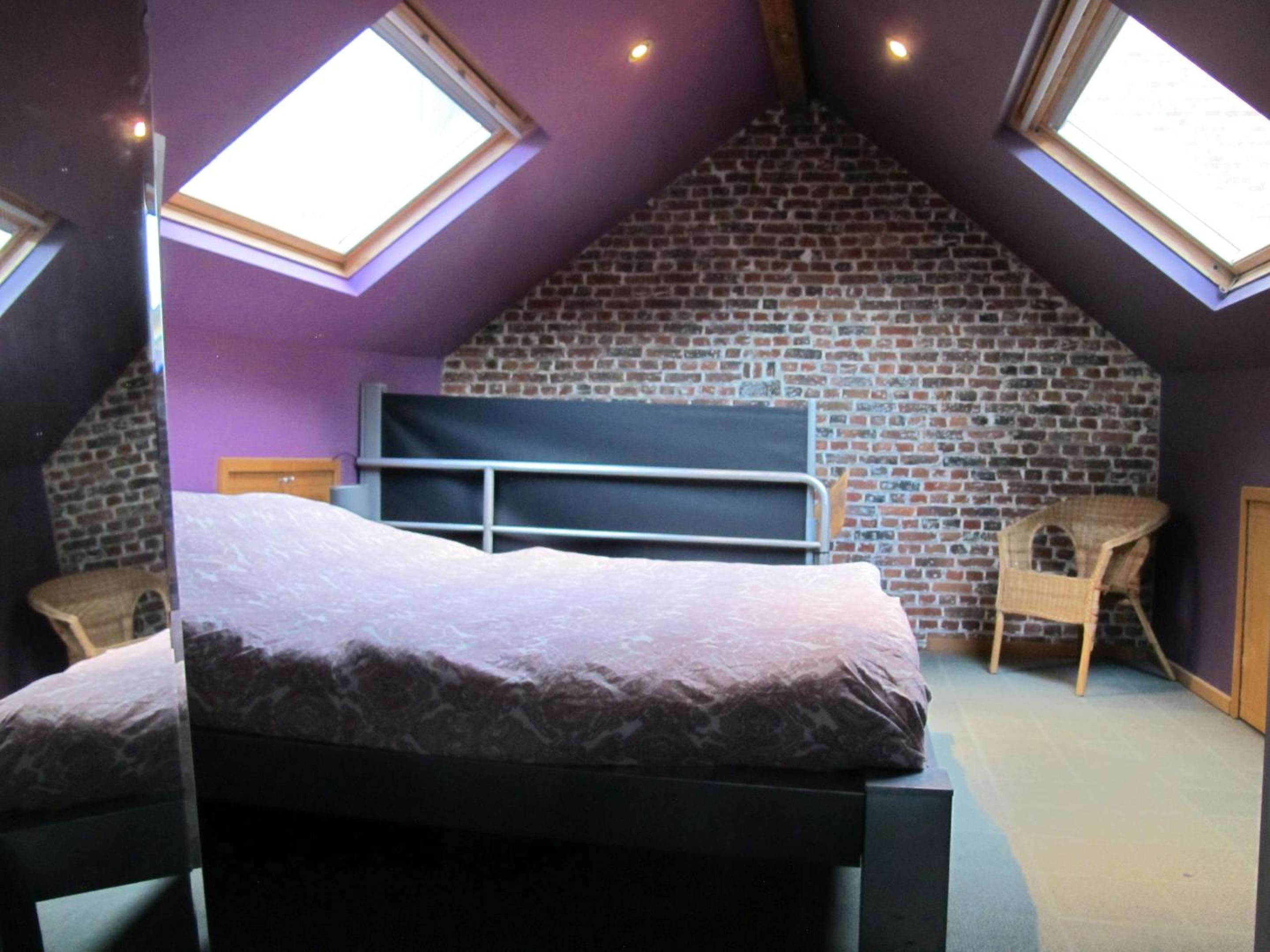 Spacious apartment in Brussels 100 m² with shared terrace