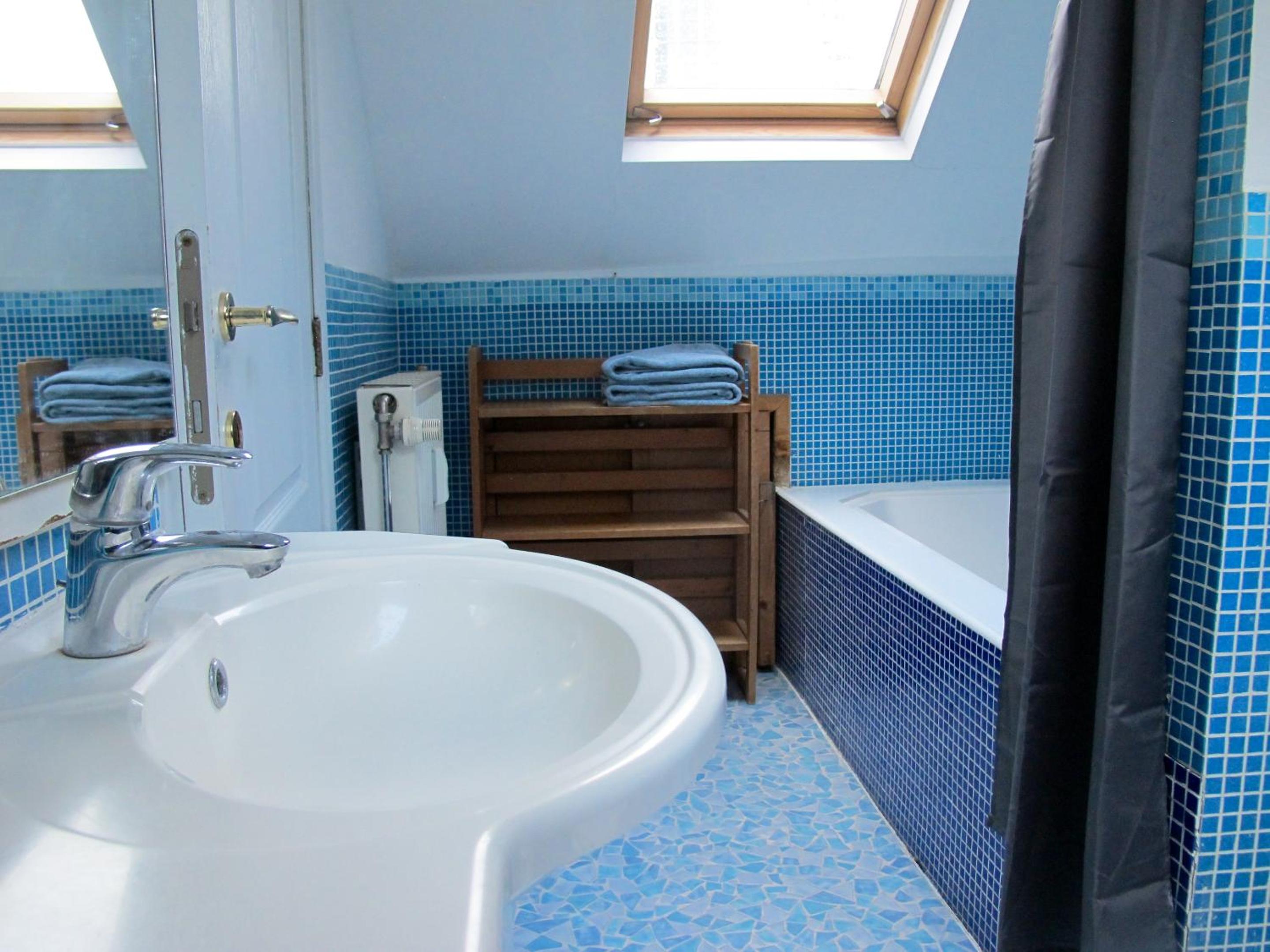 Spacious apartment in Brussels 100 m² with shared terrace
