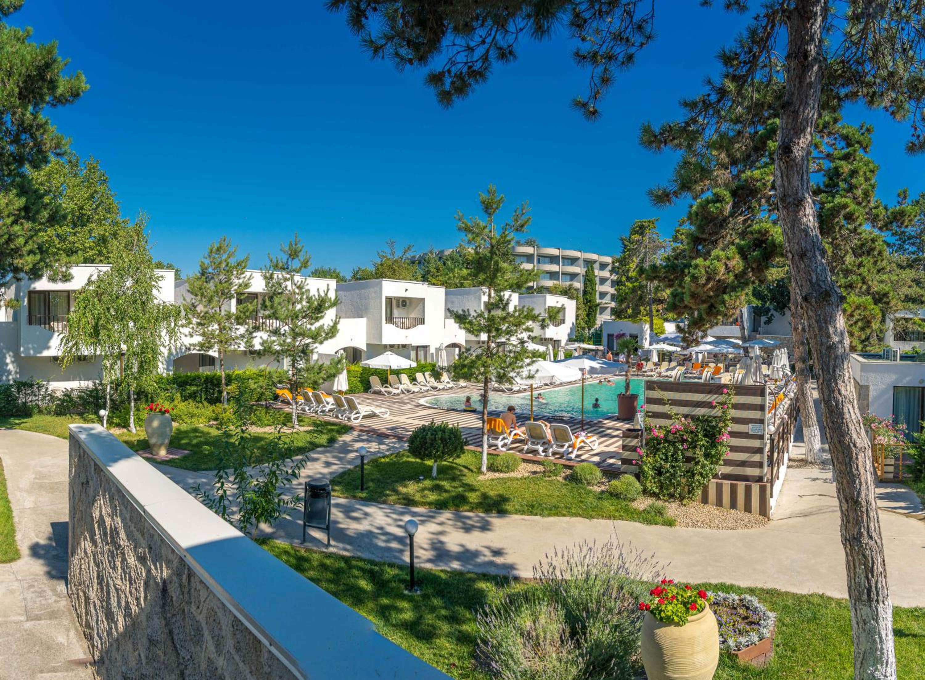 Mera Resort