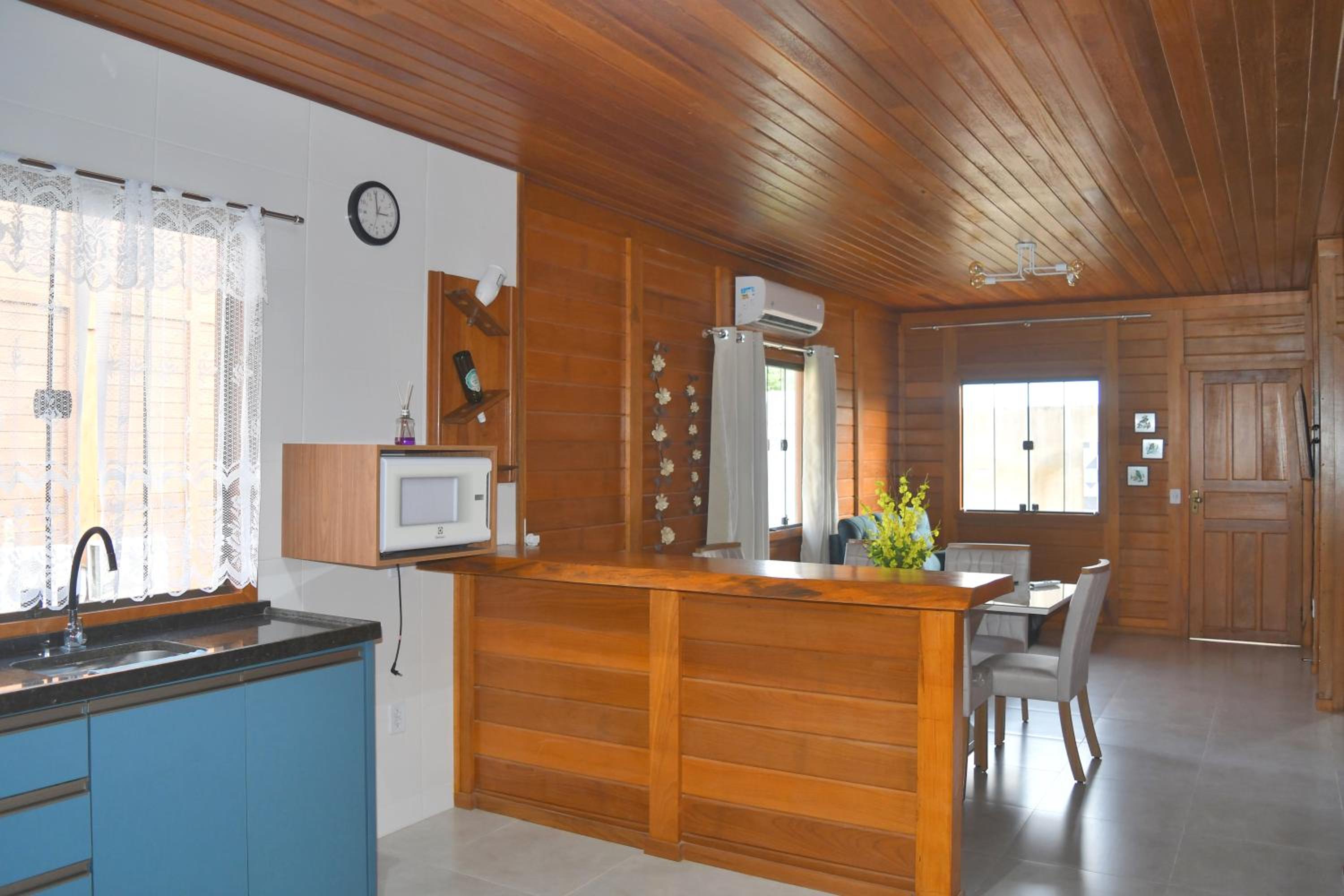 Millicent Residence - Chalet Milly e Chalet Iris - Itaoca Praia - ES
