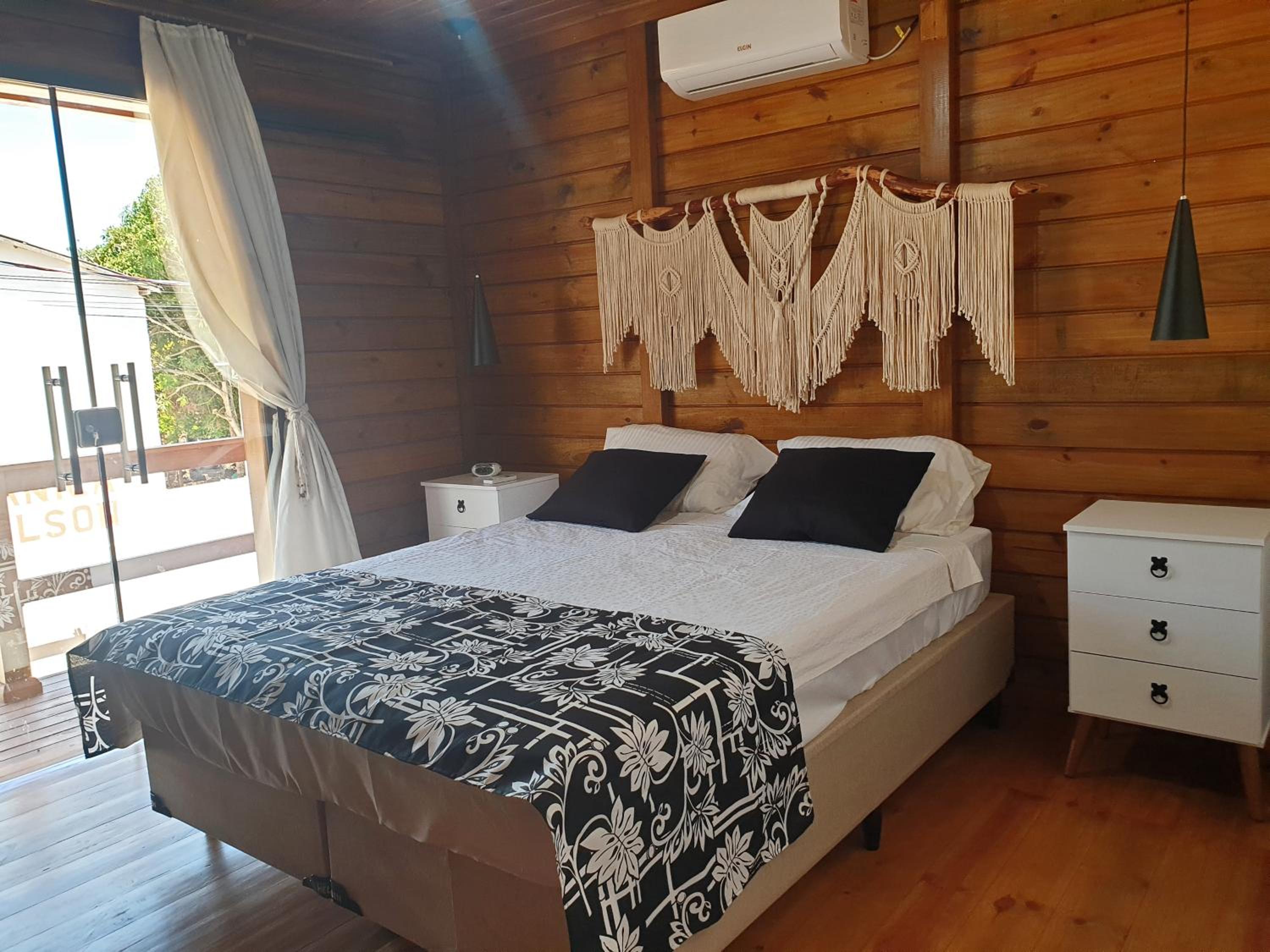 Millicent Residence - Chalet Milly e Chalet Iris - Itaoca Praia - ES