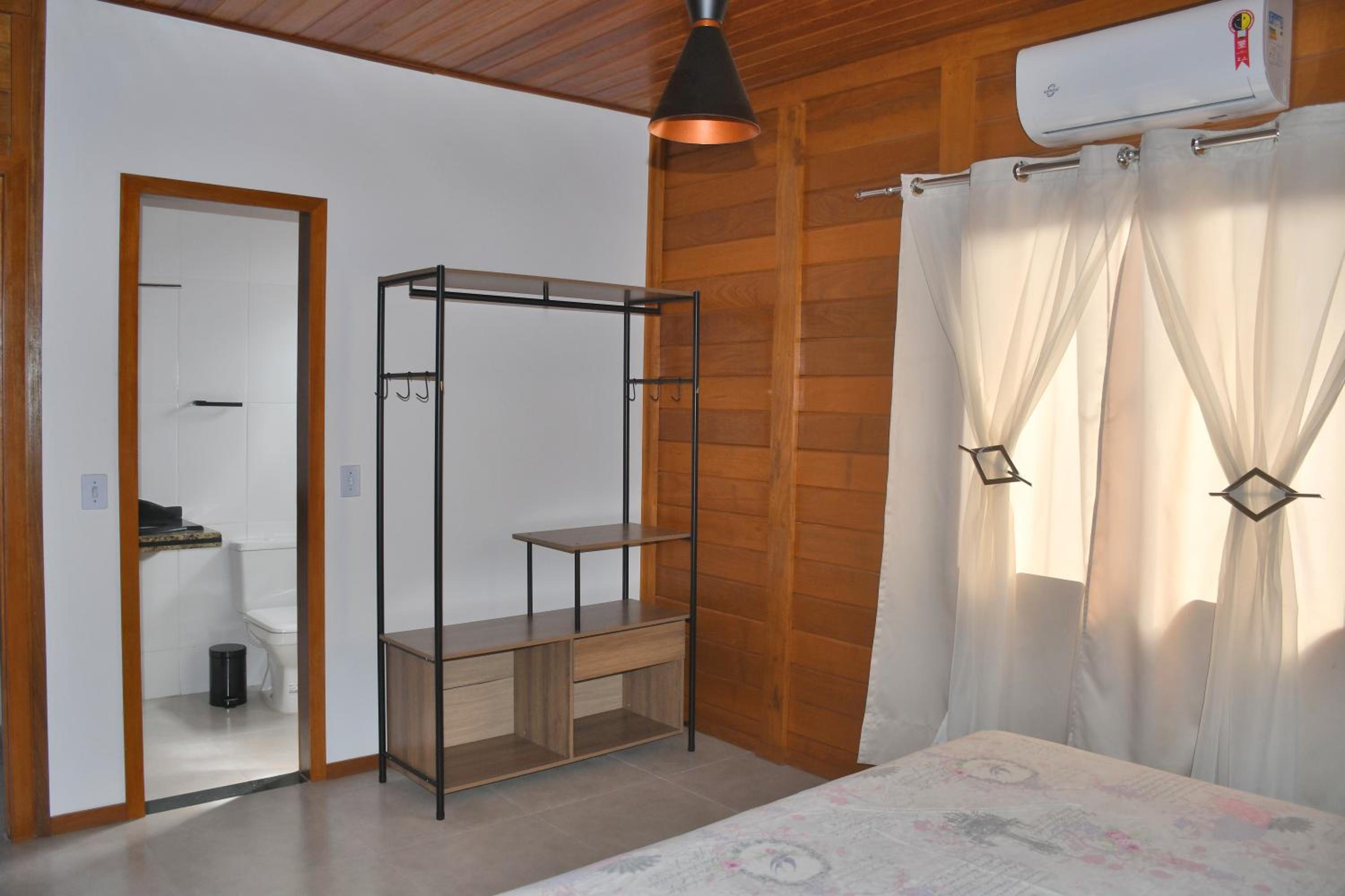 Millicent Residence - Chalet Milly e Chalet Iris - Itaoca Praia - ES