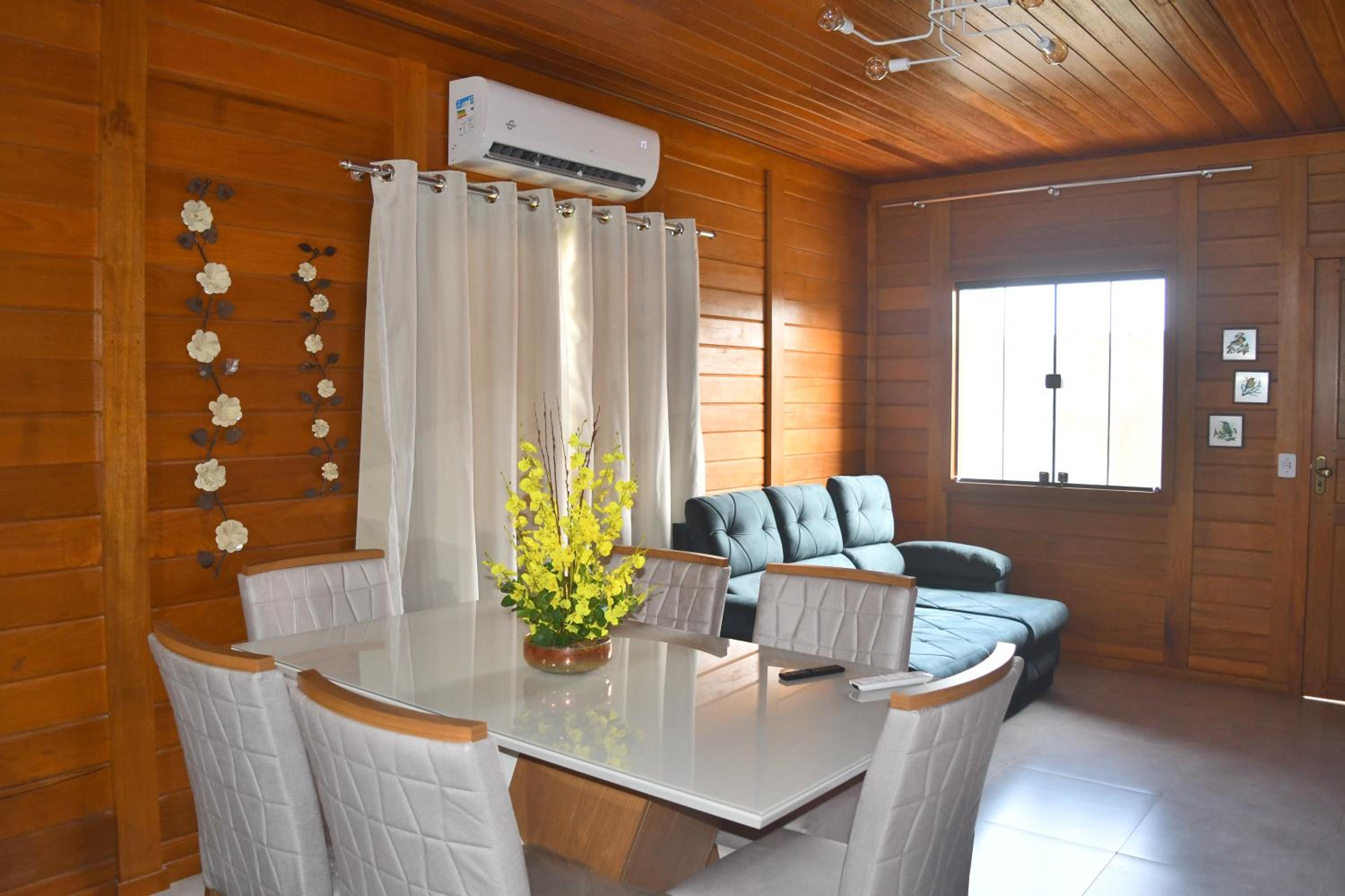Millicent Residence - Chalet Milly e Chalet Iris - Itaoca Praia - ES