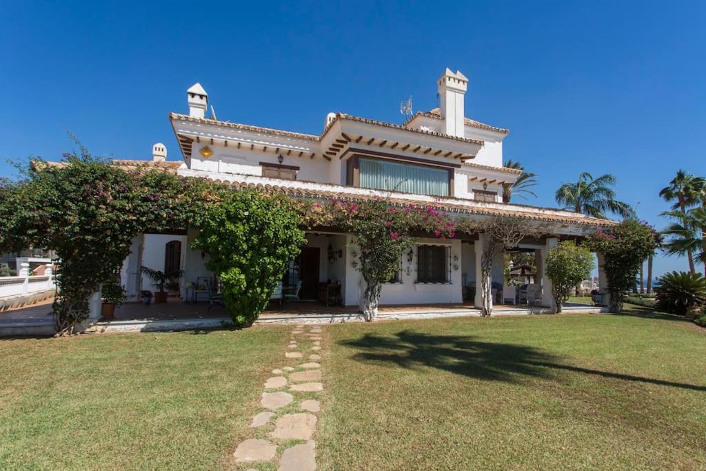Andalusian villa on the sea and the bay of Malaga