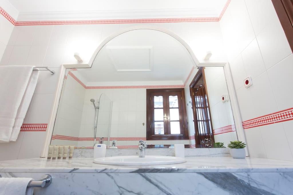 Andalusian villa on the sea and the bay of Malaga