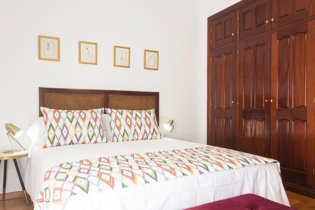 Andalusian villa on the sea and the bay of Malaga