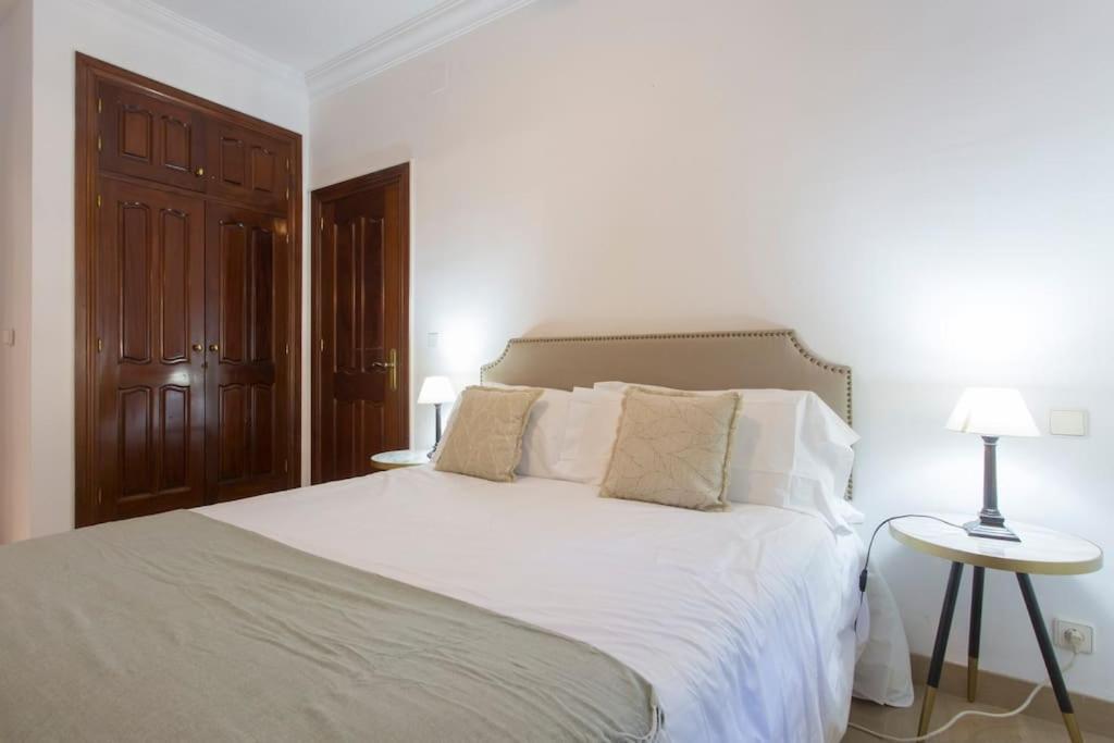 Andalusian villa on the sea and the bay of Malaga