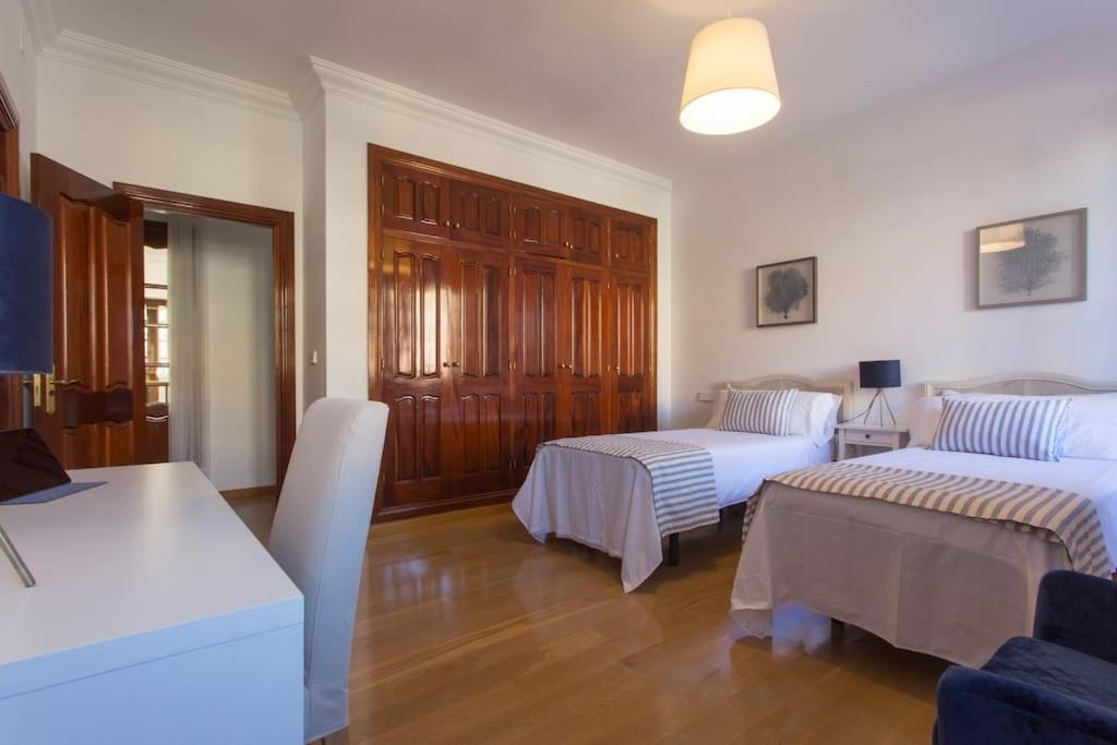 Andalusian villa on the sea and the bay of Malaga