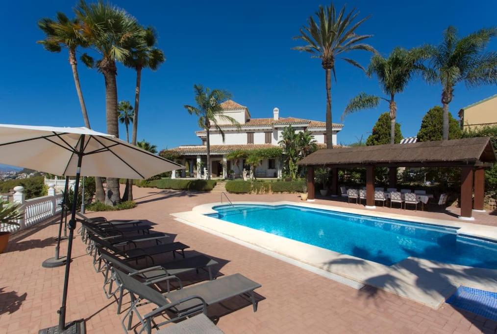 Andalusian villa on the sea and the bay of Malaga