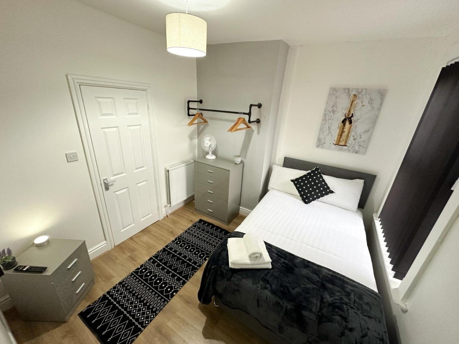 Private Rooms Anfield