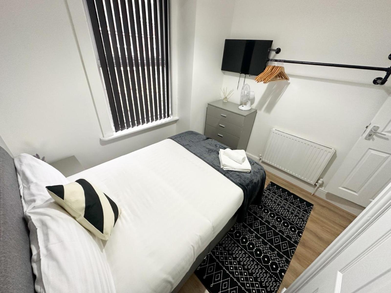 Private Rooms Anfield