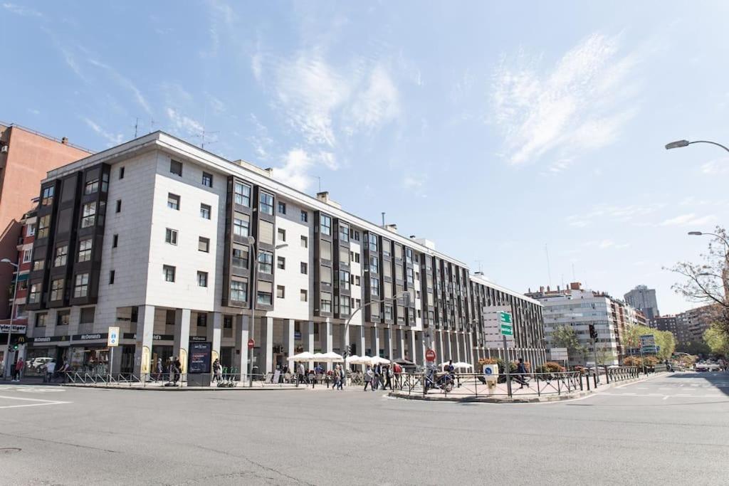 Encantador apartamento reformado en Tetuán by beBalmy
