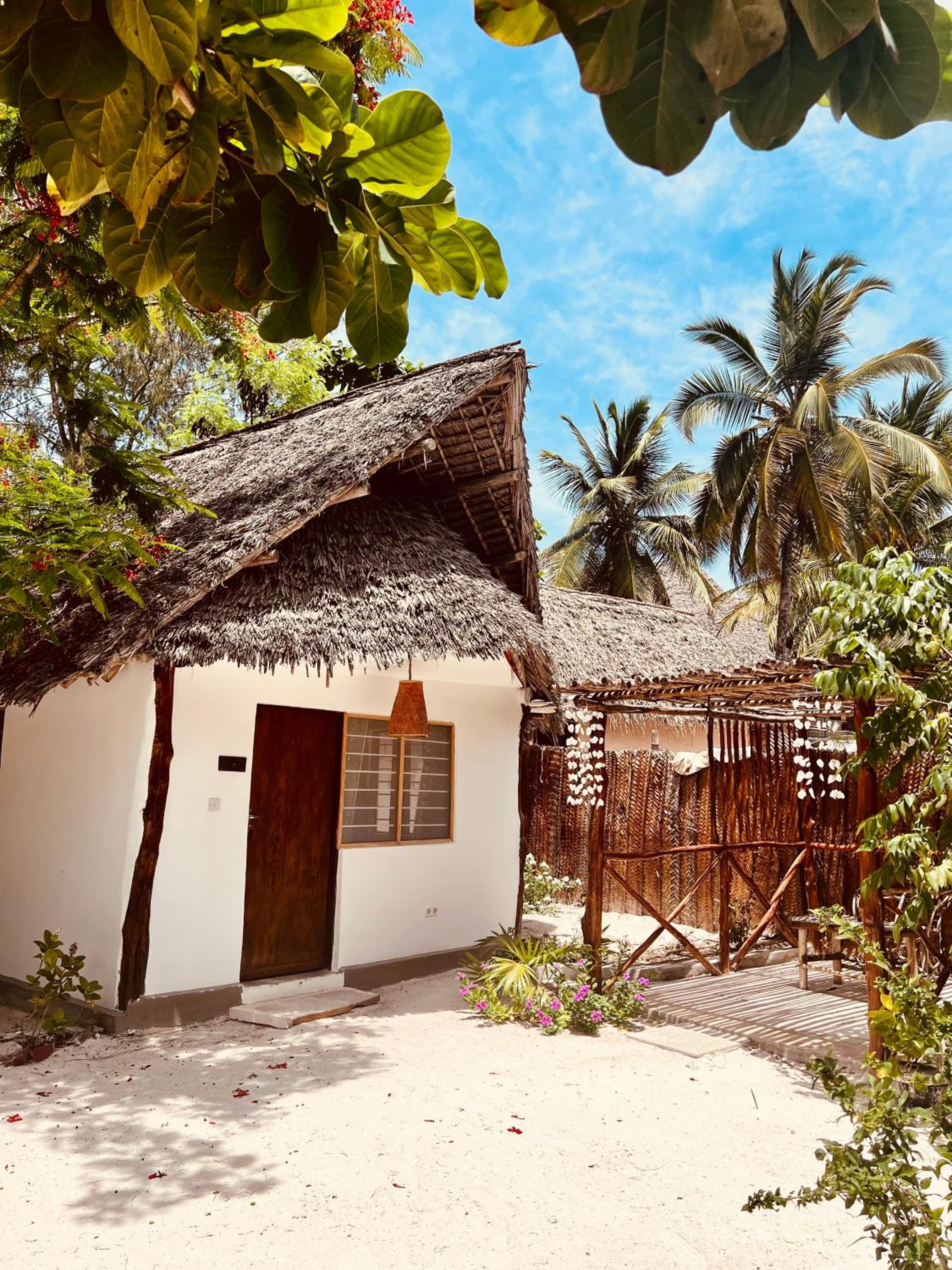 Mpole Bungalows