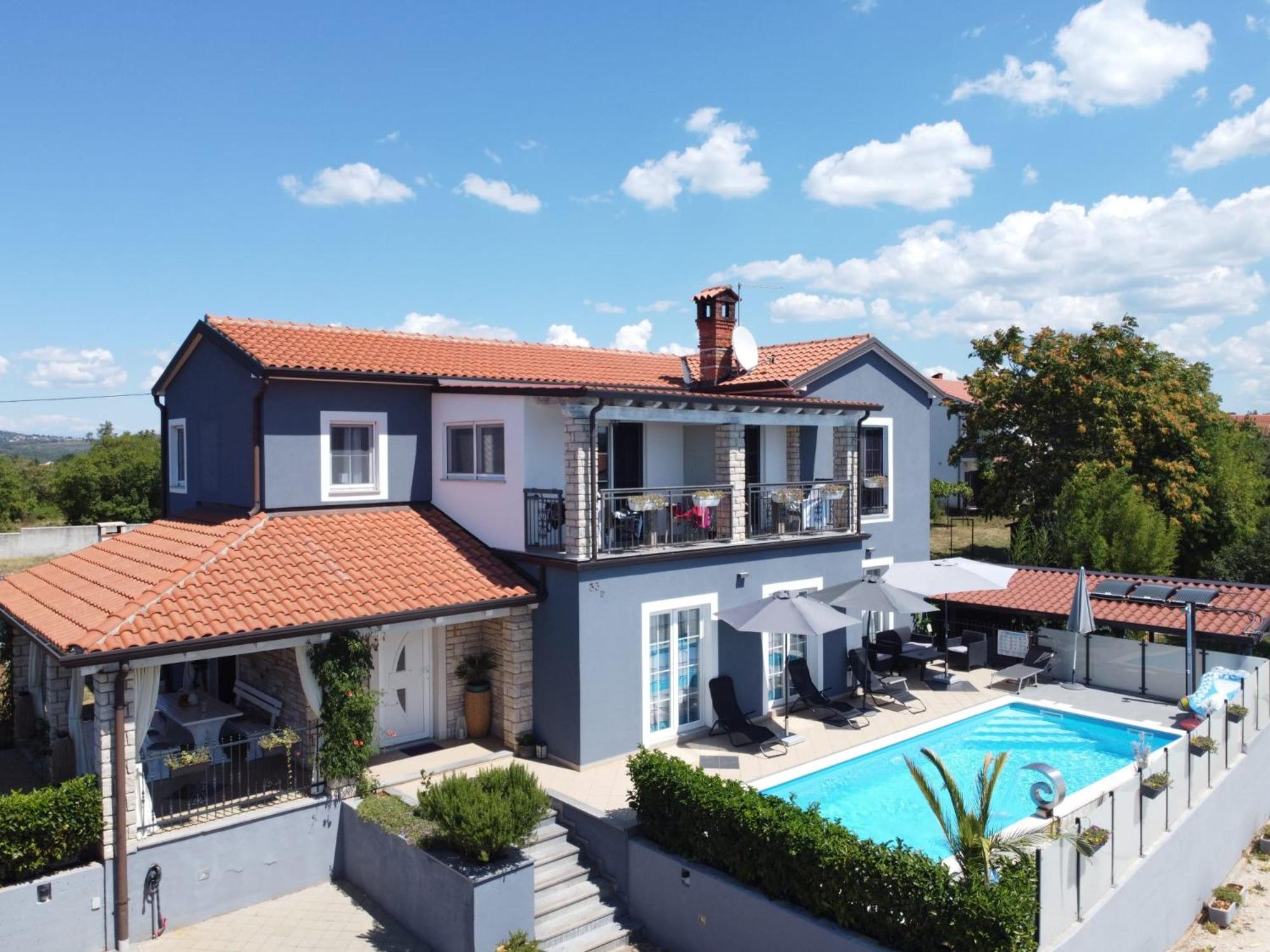 LAVANDA house with apartments view 2