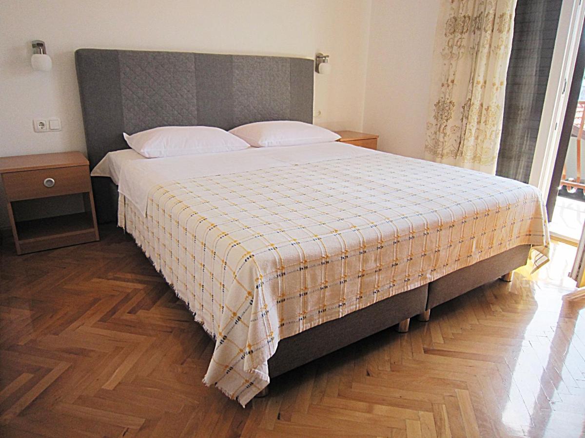 Villa Lucia premium rooms view 5