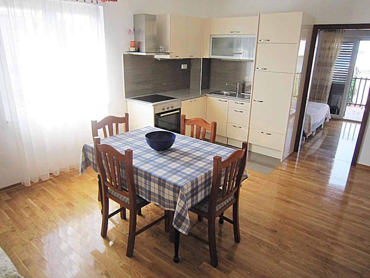 Villa Lucia premium rooms view 4
