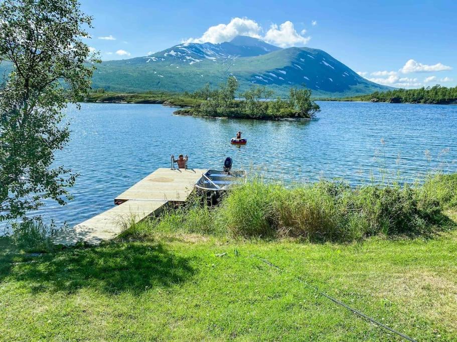 Fairytale STAYcation - JACUZZI, BOAT & SAUNA view 4