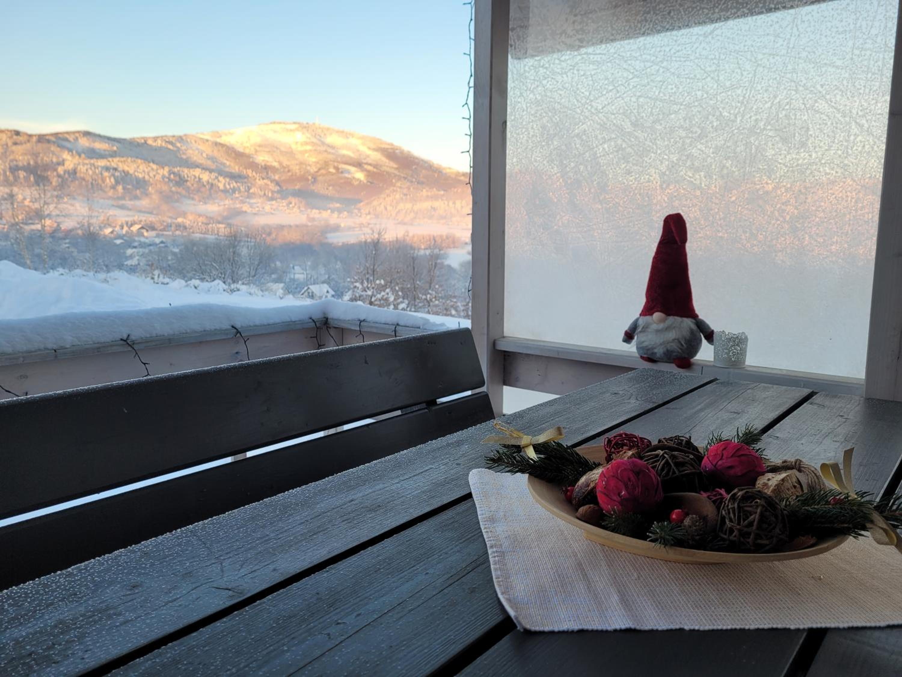 Slope House (Domek na Skarpie) Lipowa view 2