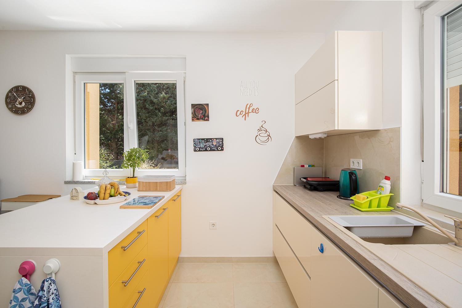 Apartment J&E
