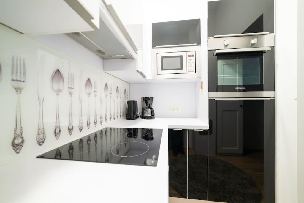 Beautiful apartment in Vienna's heart 1b