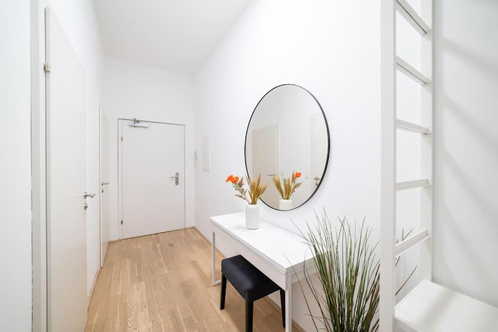 Beautiful apartment in Vienna's heart 1b
