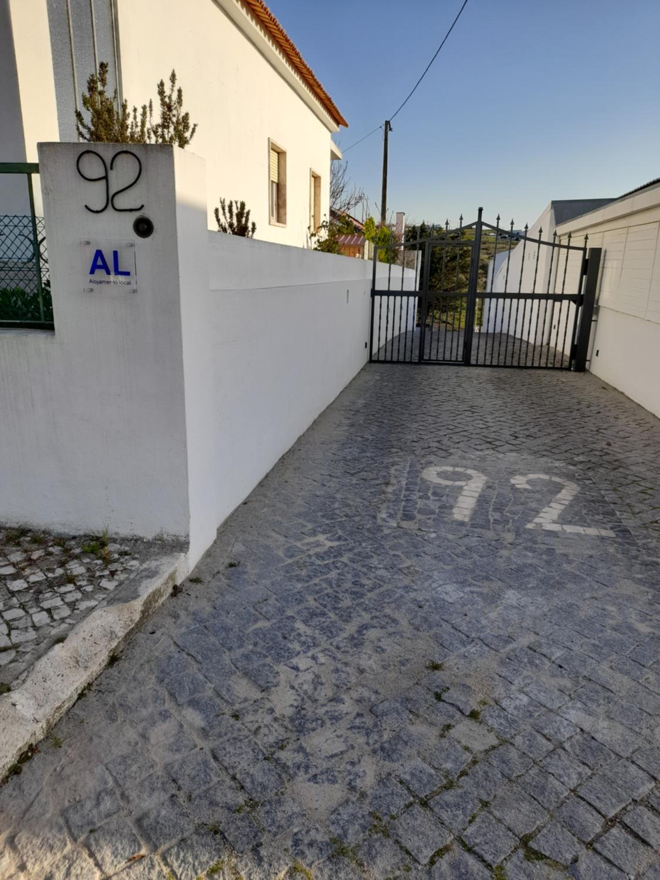 Hall 92 Quartos com WC em moradia com piscina A-das-Lebres Loures, 사진 54