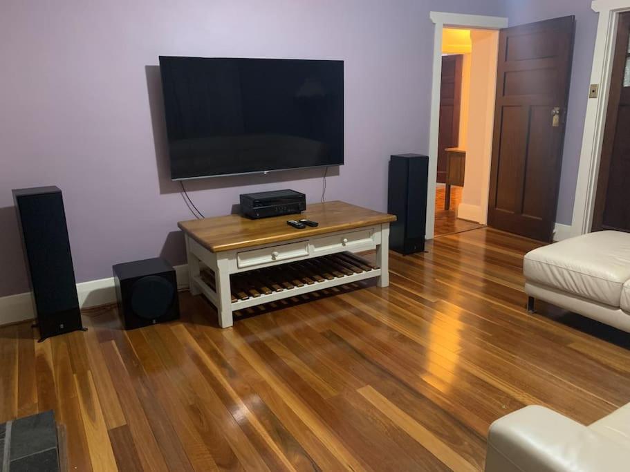 Botanic Bliss Bungalow
