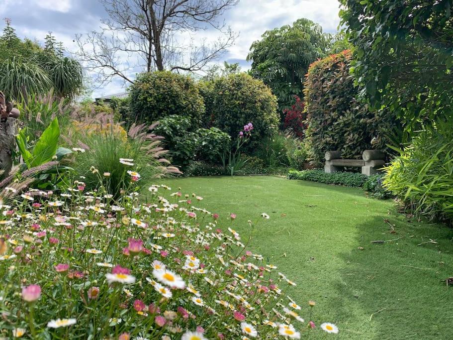 Botanic Bliss Bungalow