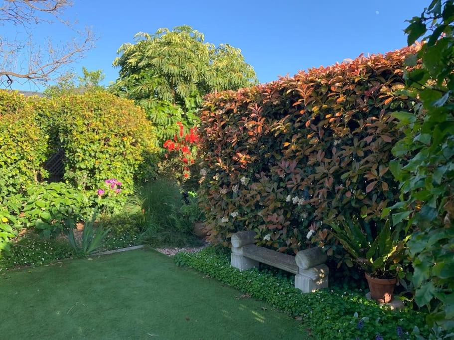 Botanic Bliss Bungalow