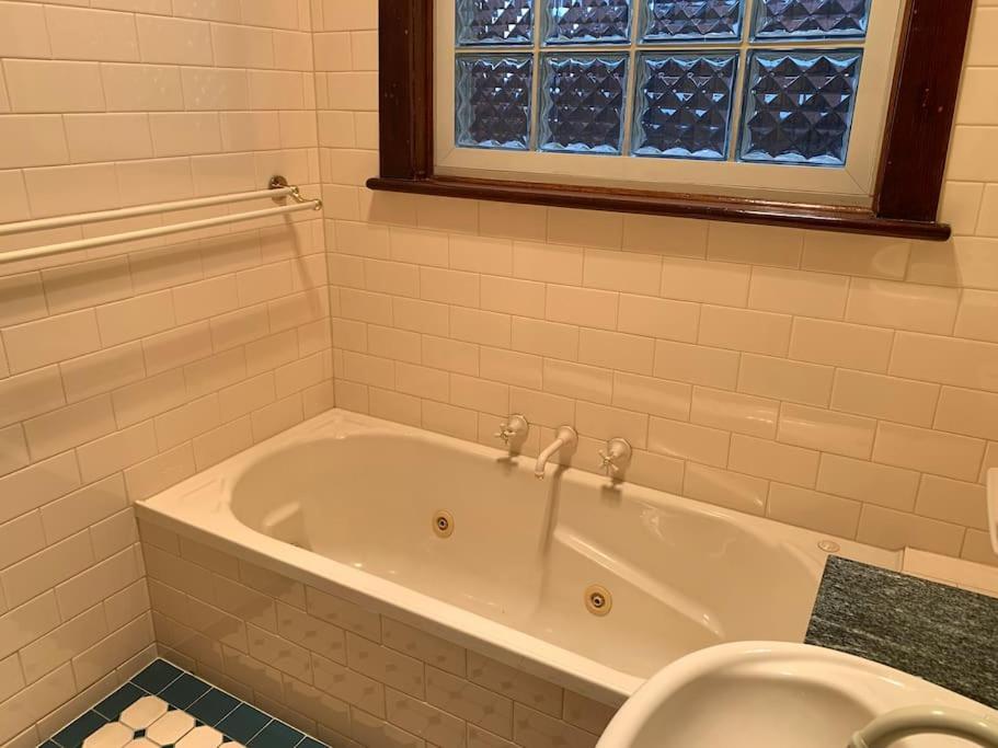 Botanic Bliss Bungalow
